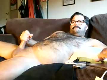 Bearded8811 Chaturbate stream image from September 15, 2025