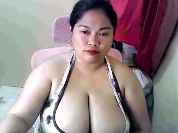 Bigboobs_Oni Chaturbate stream image from September 15, 2025