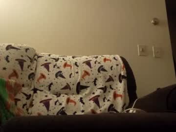 Mossesx Chaturbate stream image from September 16, 2025