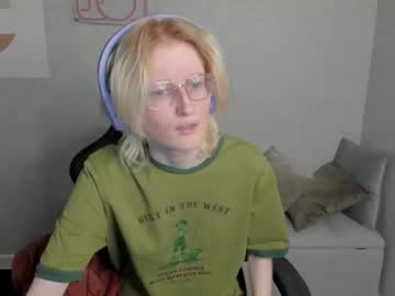 Elizabeth_Harpper Chaturbate stream image from September 16, 2025