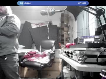 Kinkybiguy14 Chaturbate stream image from September 16, 2025