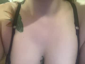 Amythrill Chaturbate stream image from September 16, 2025