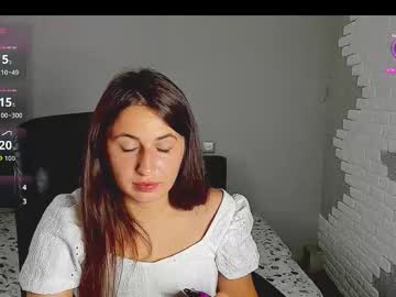 Emili77777 Chaturbate stream image from September 16, 2025