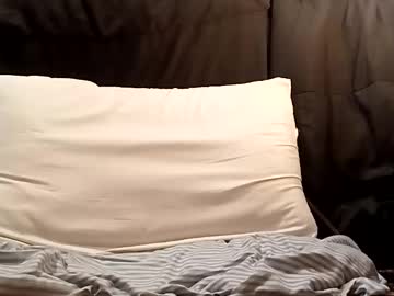 Thatb1 Chaturbate stream image from September 16, 2025