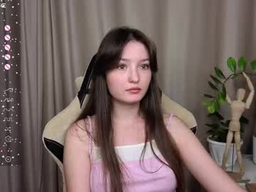 Fairy_M00n Chaturbate stream image from September 16, 2025