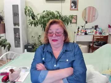 Flowerlover8 Chaturbate stream image from September 16, 2025