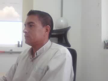 Logisticoo Chaturbate stream image from September 16, 2025