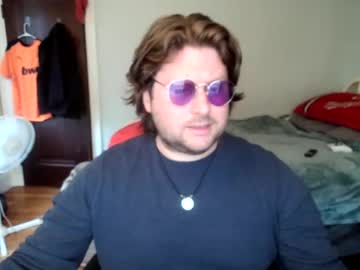 Wildwing88888 Chaturbate stream image from September 16, 2025