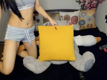 Yummyqueen1 Chaturbate stream image from September 16, 2025