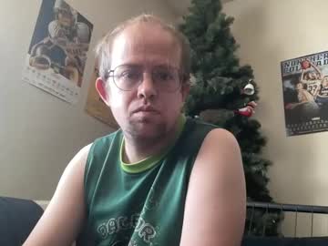 Petert32 Chaturbate stream image from September 16, 2025