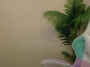 Vivien_Leight Chaturbate stream image from September 16, 2025