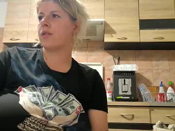 Bigtitslala Chaturbate stream image from September 16, 2025