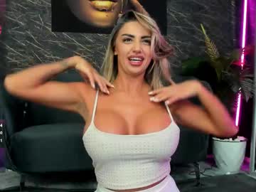 Izabelatessa Chaturbate stream image from September 16, 2025