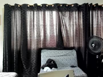 Katy_Bello Chaturbate stream image from September 16, 2025