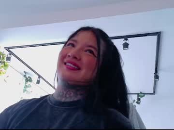 Unatatuada Chaturbate stream image from September 16, 2025
