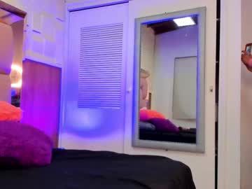 Valeria__Henao1 Chaturbate stream image from September 16, 2025
