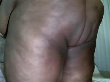 Silkytitsbbw Chaturbate stream image from September 17, 2025