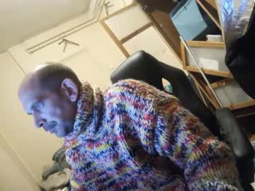 Sweaterboy666 Chaturbate stream image from September 17, 2025