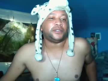 Adoniswoody Chaturbate stream image from September 17, 2025
