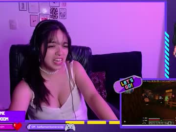 Bellamoteluna Chaturbate stream image from September 17, 2025