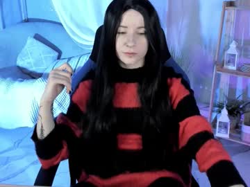 Lexiwenford Chaturbate stream image from September 17, 2025