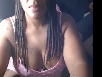 Zuriluxe45 Chaturbate stream image from September 17, 2025