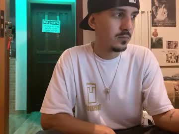 Aelucius Chaturbate stream image from September 17, 2025