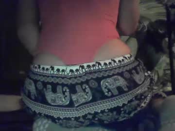 Lolwhy21521 Chaturbate stream image from September 17, 2025