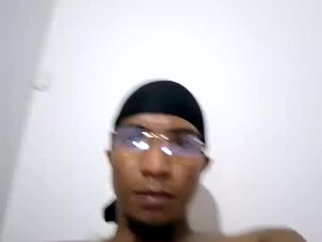 Crackfamily381 Chaturbate stream image from September 17, 2025