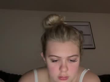 Ababyy2901 Chaturbate stream image from September 17, 2025