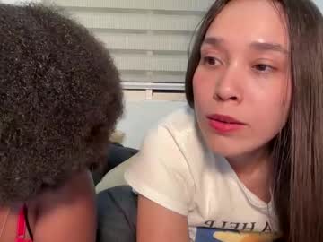 Vivianlayed Chaturbate stream image from September 17, 2025