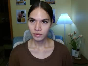 Nayika_Hollywood Chaturbate stream image from September 17, 2025