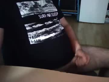 Benny220741 Chaturbate stream image from September 17, 2025