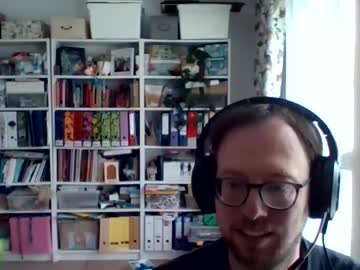 Creloxp Chaturbate stream image from September 17, 2025