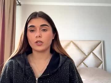 Corlisssummerour Chaturbate stream image from September 17, 2025