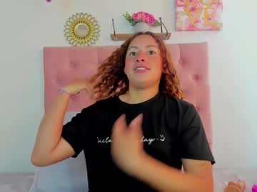Aleja_Betancouth Chaturbate stream image from September 17, 2025