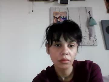 Caroisback Chaturbate stream image from September 17, 2025