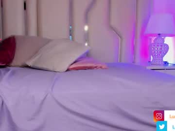 Lunalasman Chaturbate stream image from September 17, 2025
