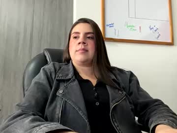Mona28__ Chaturbate stream image from September 17, 2025