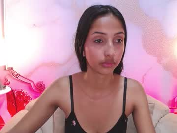 Sweetylally Chaturbate stream image from September 17, 2025