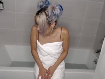 Dxd80 Chaturbate stream image from September 17, 2025