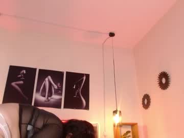 Emily_Leinn Chaturbate stream image from September 17, 2025