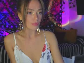 Kellyfouler Chaturbate stream image from September 17, 2025