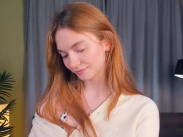 Monabrickell Chaturbate stream image from September 17, 2025