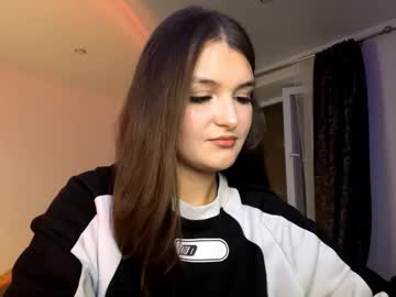 Carolynhanrath Chaturbate stream image from September 17, 2025