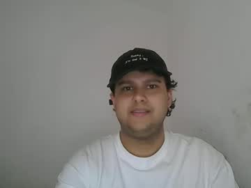 Brbrwood Chaturbate stream image from September 17, 2025