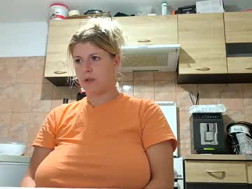 Bigtitslala Chaturbate stream image from September 17, 2025