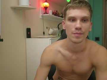 Donnikon Chaturbate stream image from September 17, 2025