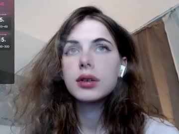 Cherrywavesss Chaturbate stream image from September 17, 2025