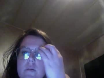 Spacebunny1129 Chaturbate stream image from September 17, 2025